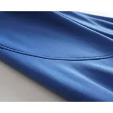 カラーが引き立つ！青色のウエストゴム付きドローストリング厚手フリースジョガーパンツ（セットアップ対応）