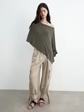 立体的なハニカムテクスチャーの肌触りの良いノースリーブニットTシャツ（セットアップ対応）