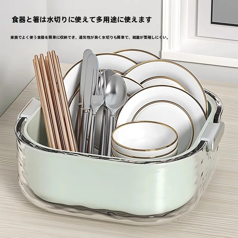 二層式洗面器と水切りバスケット：キッチンシンク周りのシンプルで実用的なレイアウト解決策