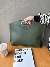 スタイリッシュなノートパソコン・タブレット用トートバッグ【シンプル・通勤用】