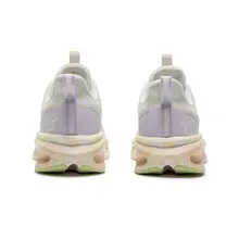 通気性に優れた女性用ランニングシューズ【極上の柔らかさ・クッション性・メッシュ素材】