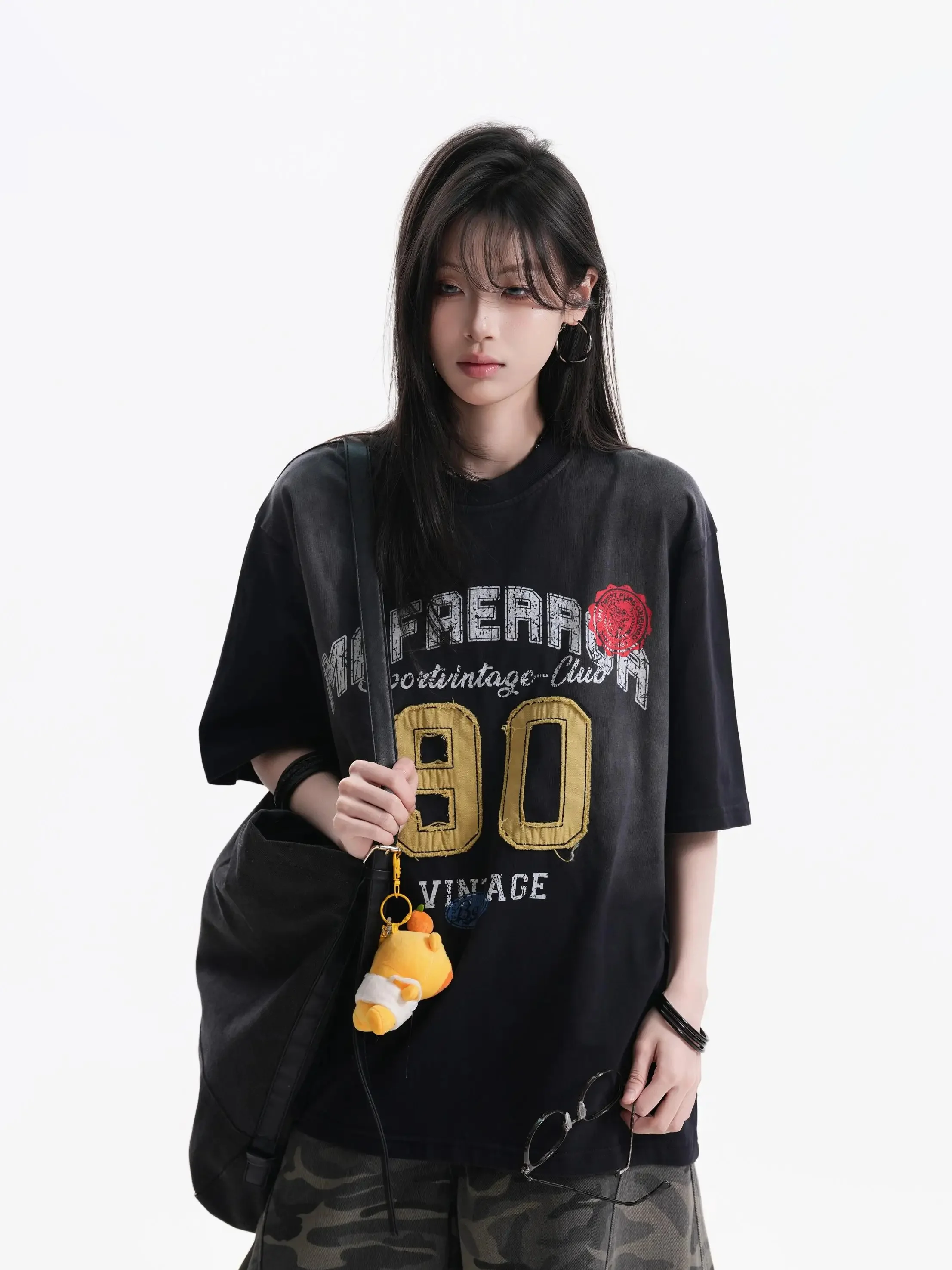黒Tシャツの色落ちは本当に避けられない？それとも、逆に魅力になるの？