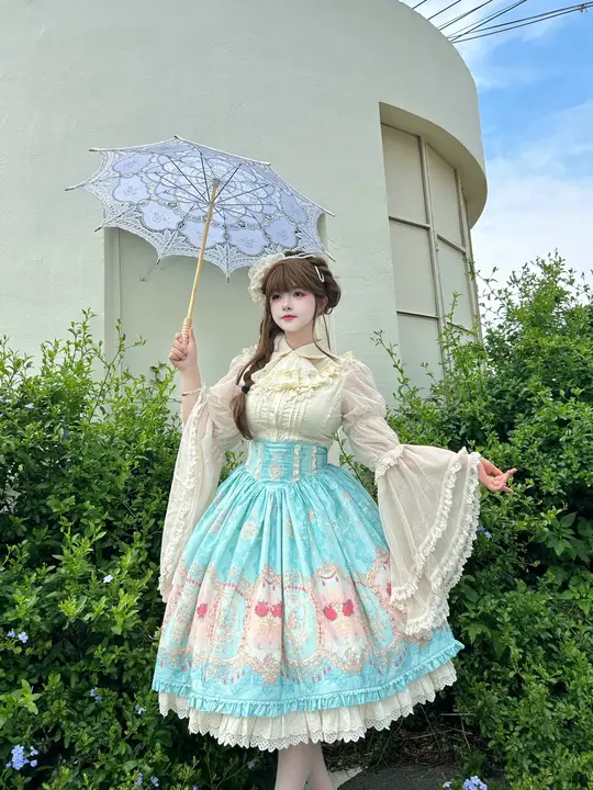 ロリータスタイルの姫袖シャツとSKスカート【優雅で高貴なデザイン】（セットアップ対応）