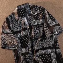 レトロデザインのカシュクール柄半袖シャツ【ユニセックス・ハワイアンスタイル】