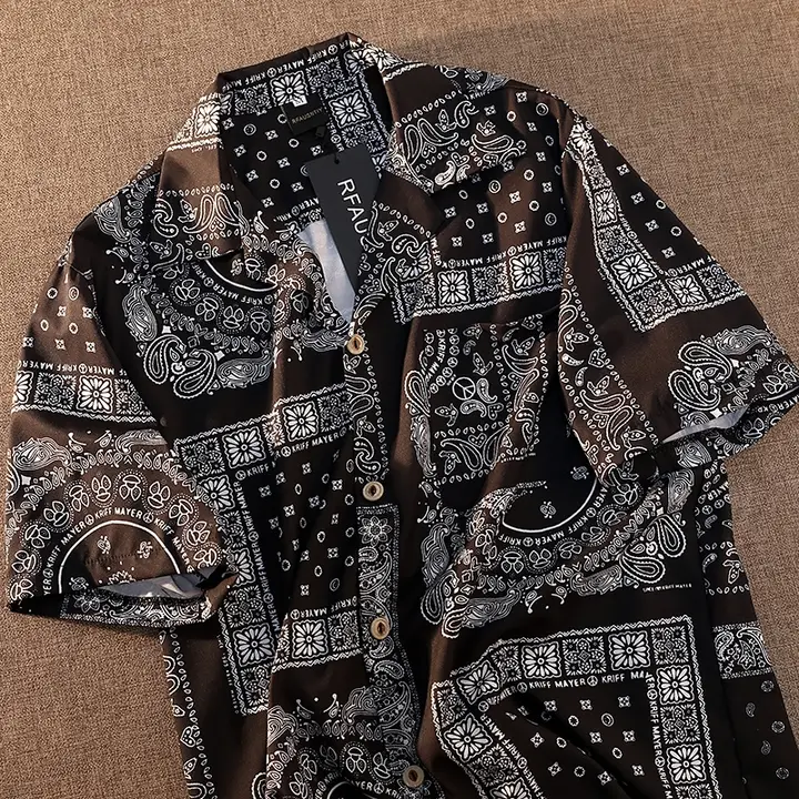 レトロデザインのカシュクール柄半袖シャツ【ユニセックス・ハワイアンスタイル】