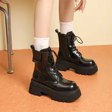 真皮の丸トゥ厚底レディースマーチンブーツ【レースアップ・カジュアル・春用】（セットアップ対応）