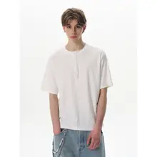 デザイン性抜群のヘンリーネック半袖Tシャツ【ユニセックス・ボタン付き・アメリカンスタイル】