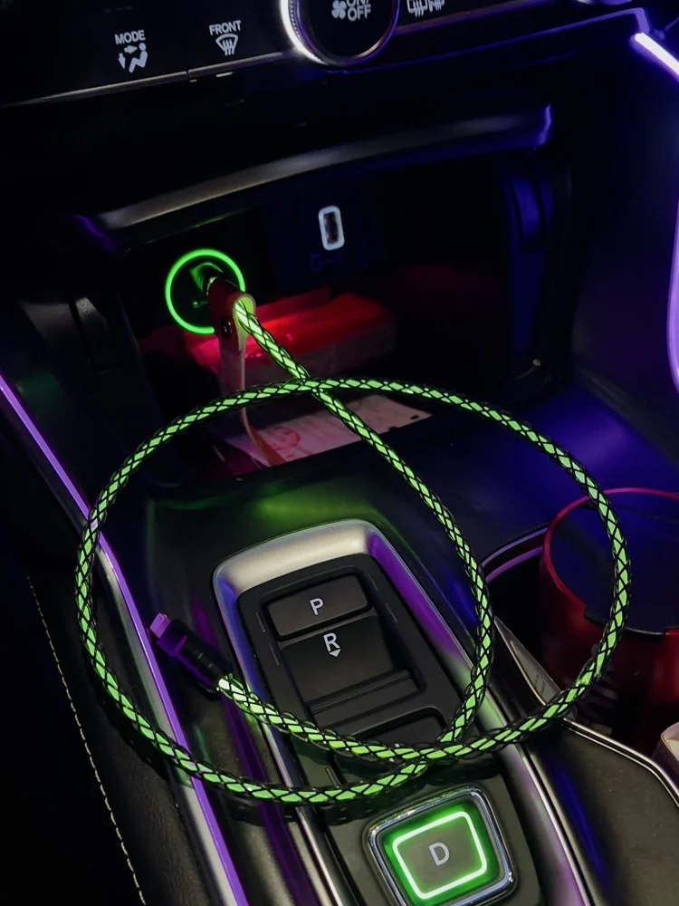 iPhone用急速充電ケーブル【車載・光るデザイン】の性能と実用性を徹底解説