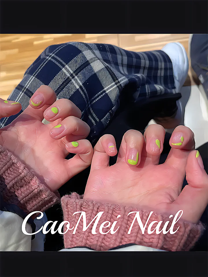 プレスネイル レディース  シンプル バイカラー マスタードグリーン 「CaoMei Nail」
