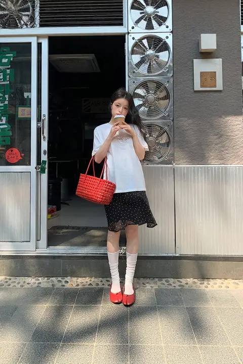 波点デザインのAラインスカート【優雅で軽やかな着こなし】（セットアップ対応）