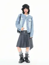 春秋用 レディース メタルボタン付き刺繍デザインデニムジャケット【オーバーサイズ・カジュアル・立襟】
