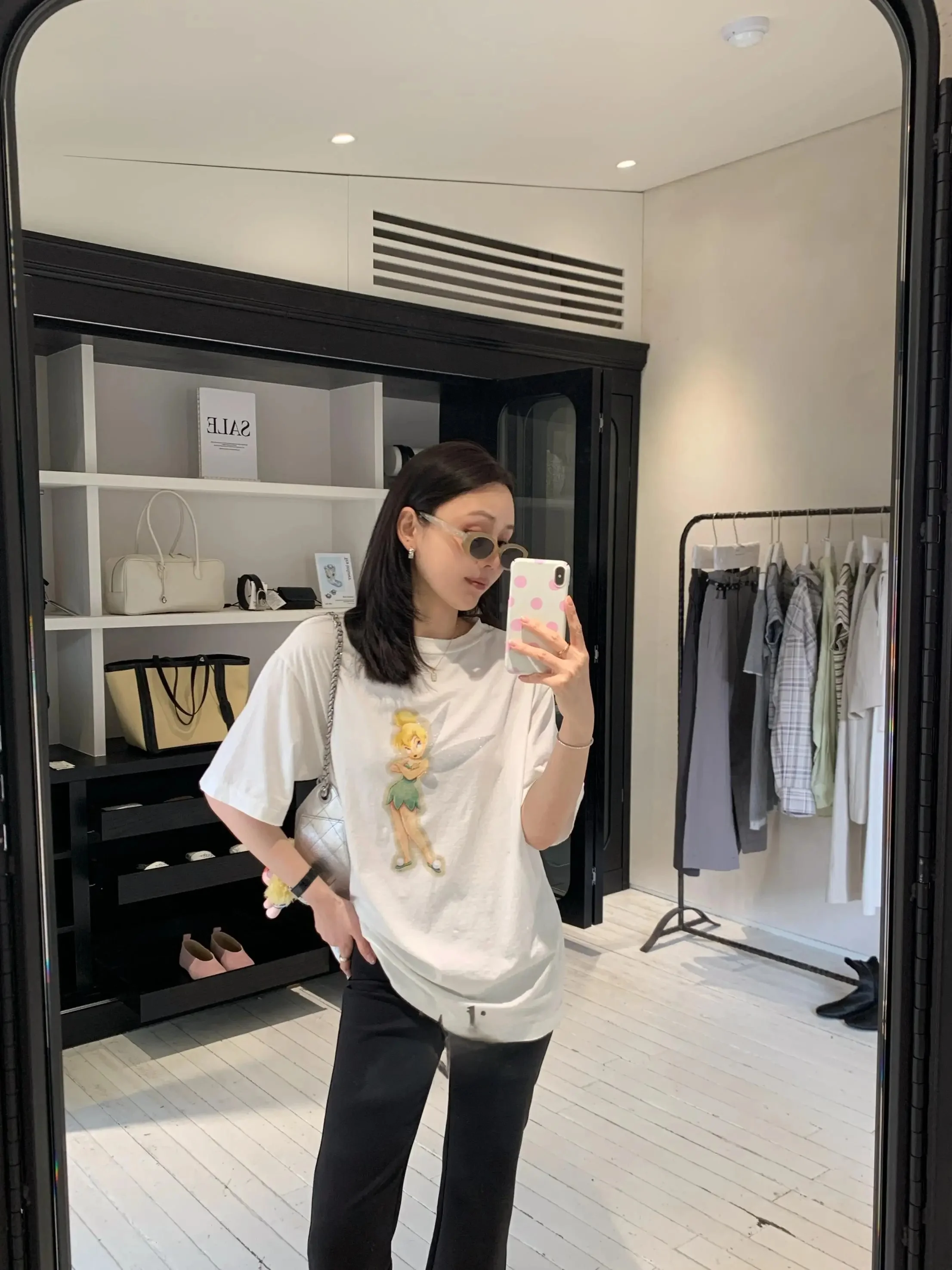 天使デザインのTシャツ：夏用コットン短袖のカジュアルスタイルと人気キャラクターの選定ガイド