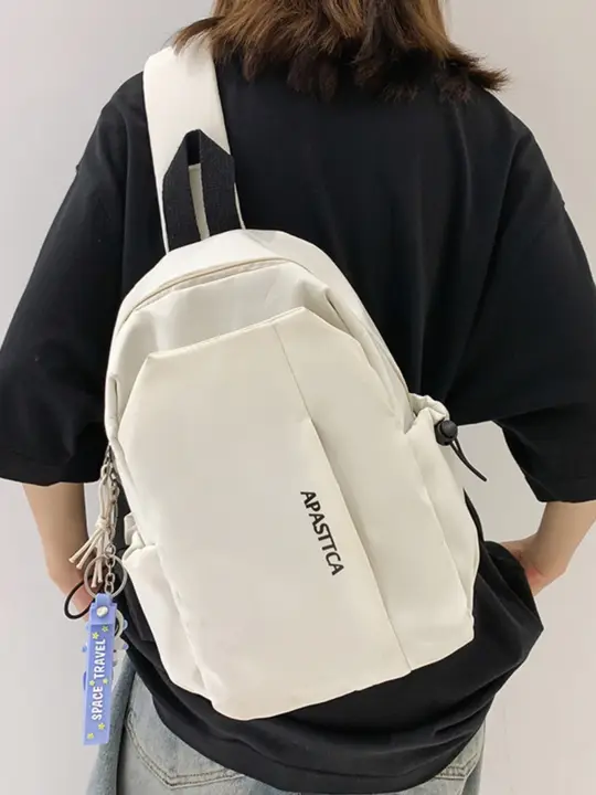 防水ナイロン製クロスボディバッグ【シンプルでスタイリッシュ・大容量・通勤用】