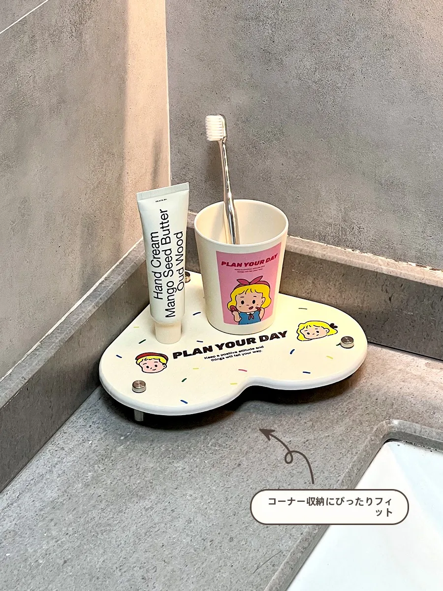 ハート型吸水マットとカップホルダー：梅雨時期のバスルーム湿気対策に最適なシリカゲル製収納解決策