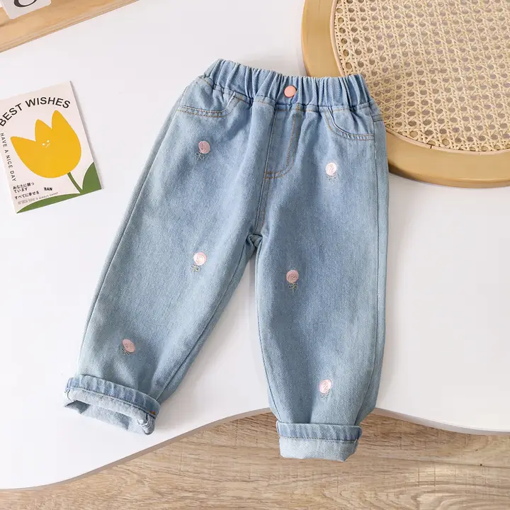 女児用 デニムパンツ【ストレートシルエット・カジュアル・フィット】（セットアップ対応）