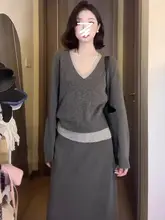 100%ウールニットVネックプルオーバー【秋冬用・配色デザイン・ハーフスカート】（セットアップ対応）