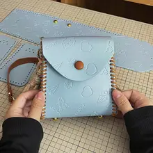 エンボス加工の小型ハンドメイドショルダーバッグ【DIY・手縫い・斜め掛け対応】（セットアップ対応）