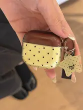 ブラウンドットデザインのAirPods第3世代兼用ケース【衝撃吸収・ワイヤレス・女性向け】