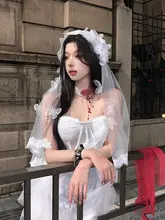 ゴシックスタイルのハロウィンコスチューム用レースヘッドアクセサリー【蝶モチーフ・女性用・白いベール】