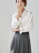 レディース 長袖白シャツ【秋冬用・通勤・高級感・シワになりにくい】