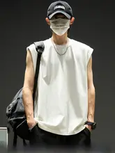 夏用 男性向けカジュアルなコットンタンクトップとカーゴショートパンツの組み合わせ（セットアップ対応）
