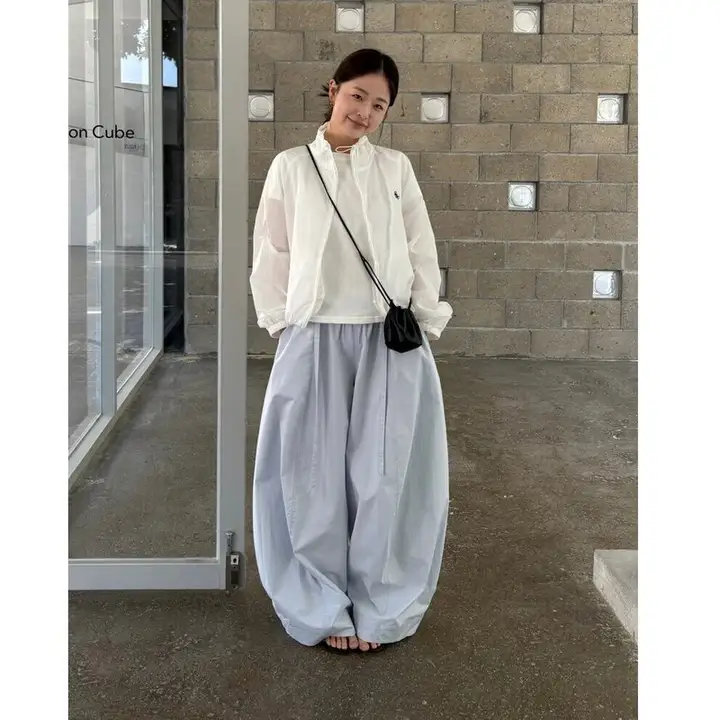 春夏用 ウエストゴム付きカジュアルワイドパンツ【空気感のあるデザイン・ドレープ感・レディース】（セットアップ対応）