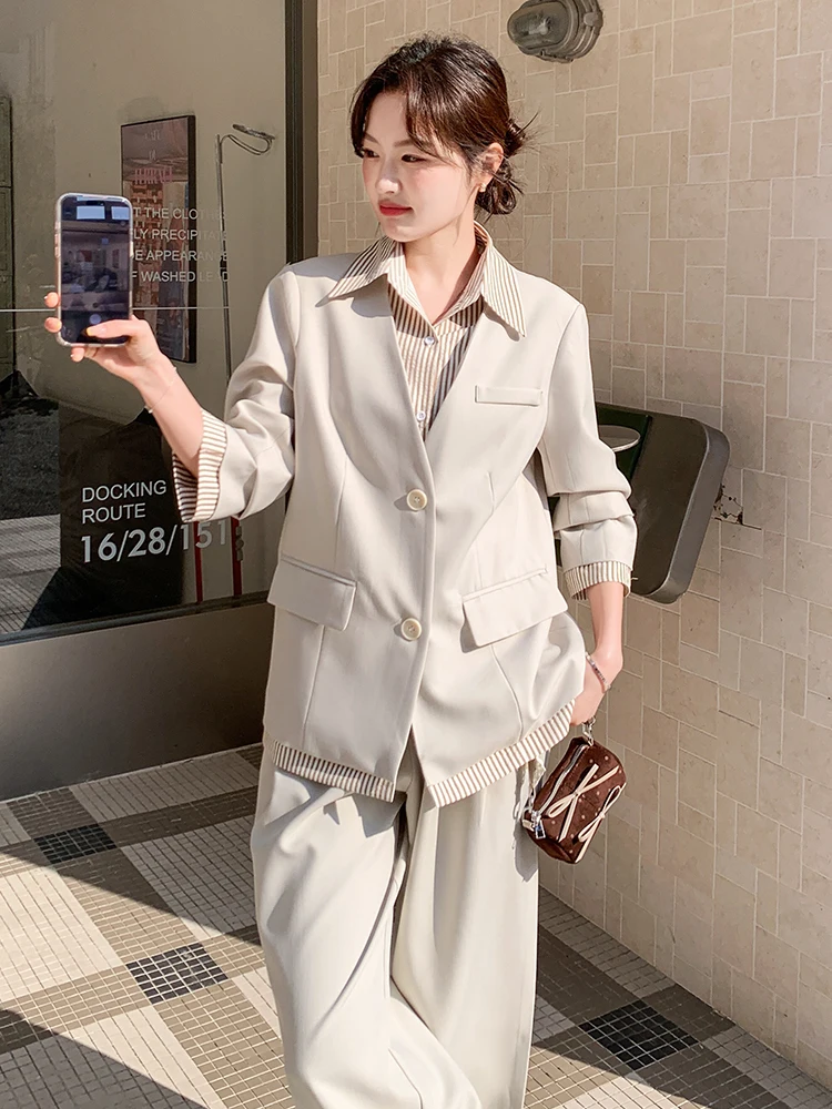 通勤服40代にぴったりな1着は？米白色のスーツ風パンツセットが解決する理由
