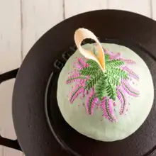 北欧風 手刺繍キッチン鍋カバー【三角型・防熱・厚手布製】