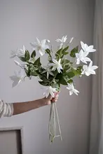 高級感ある白色鉄線蓮の造花【インテリア装飾用・テーブル用】