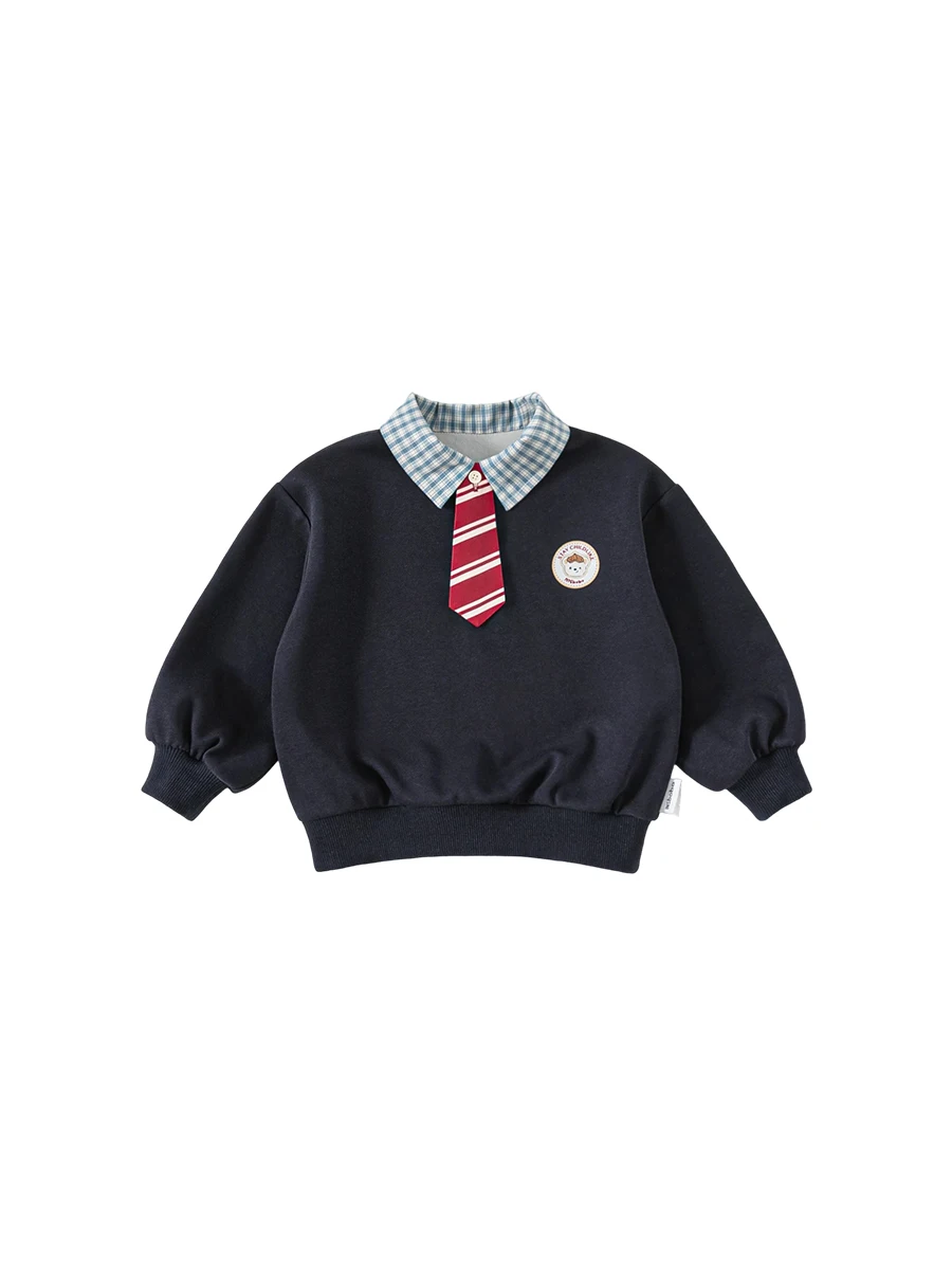 20度の気温でどうやって男の子の服装を選ぶべきか？——春季にぴったりな重ね着風デザインのセットアップが解決する