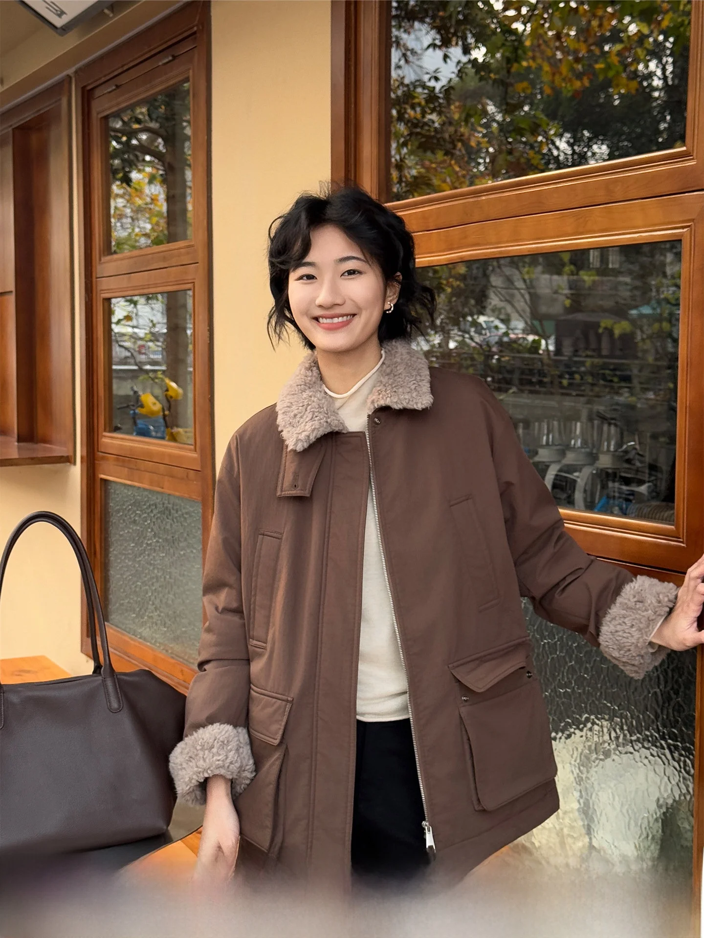 冬のパーカー レディース おすすめ3選：どんなスタイルがいいか？保温性・色・価格帯を徹底比較
