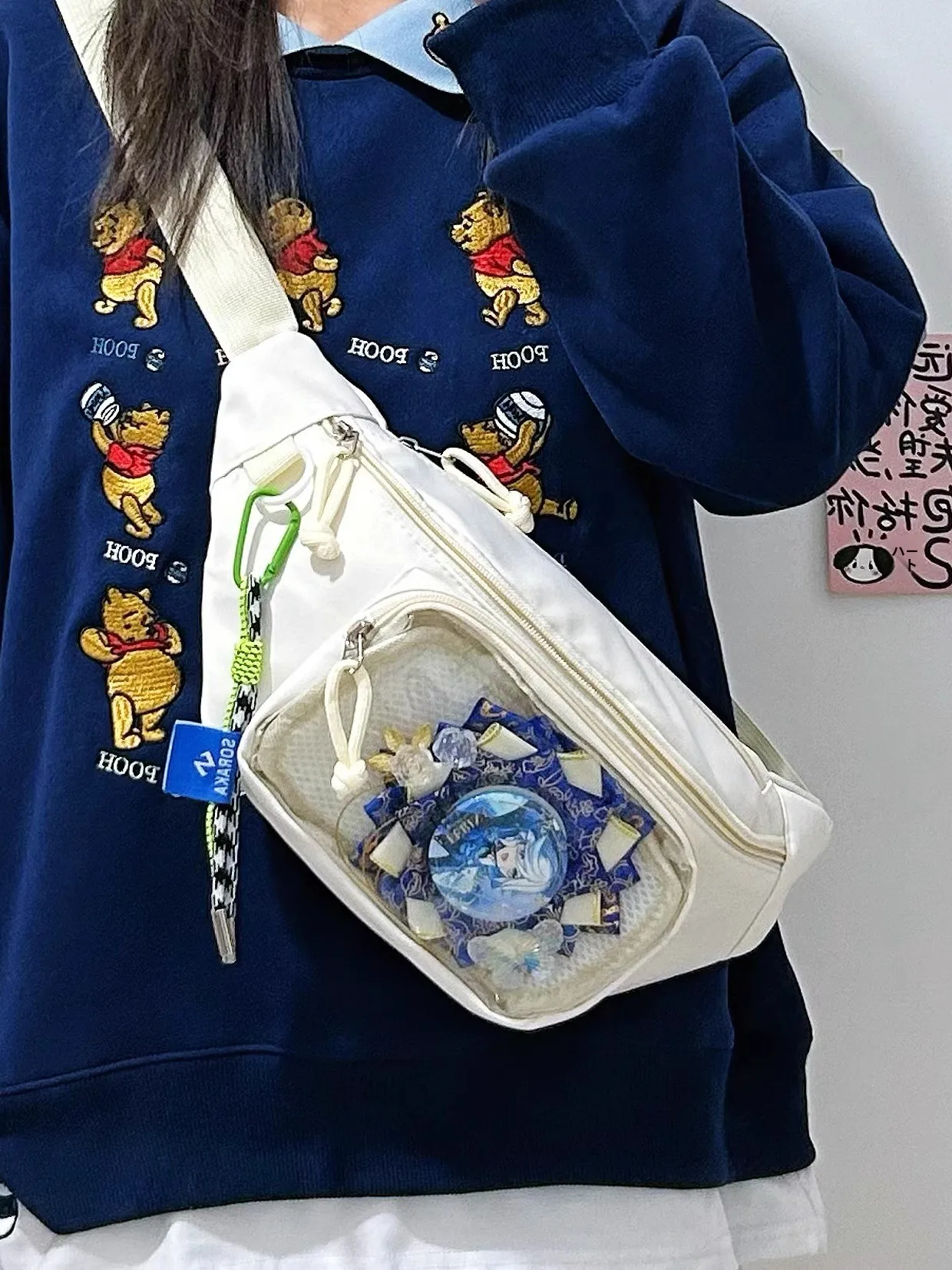 透明層付きミニマリストショルダーバッグ：日韓風小サイズ立体袋の実用性と構造解析
