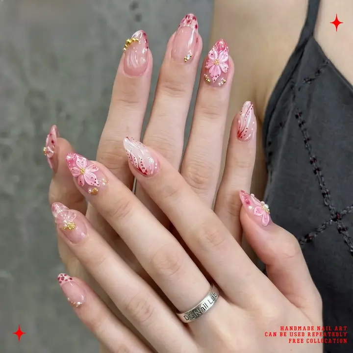 美しい貝殻彫刻の夏用ネイルアート【純手作り・高級感】