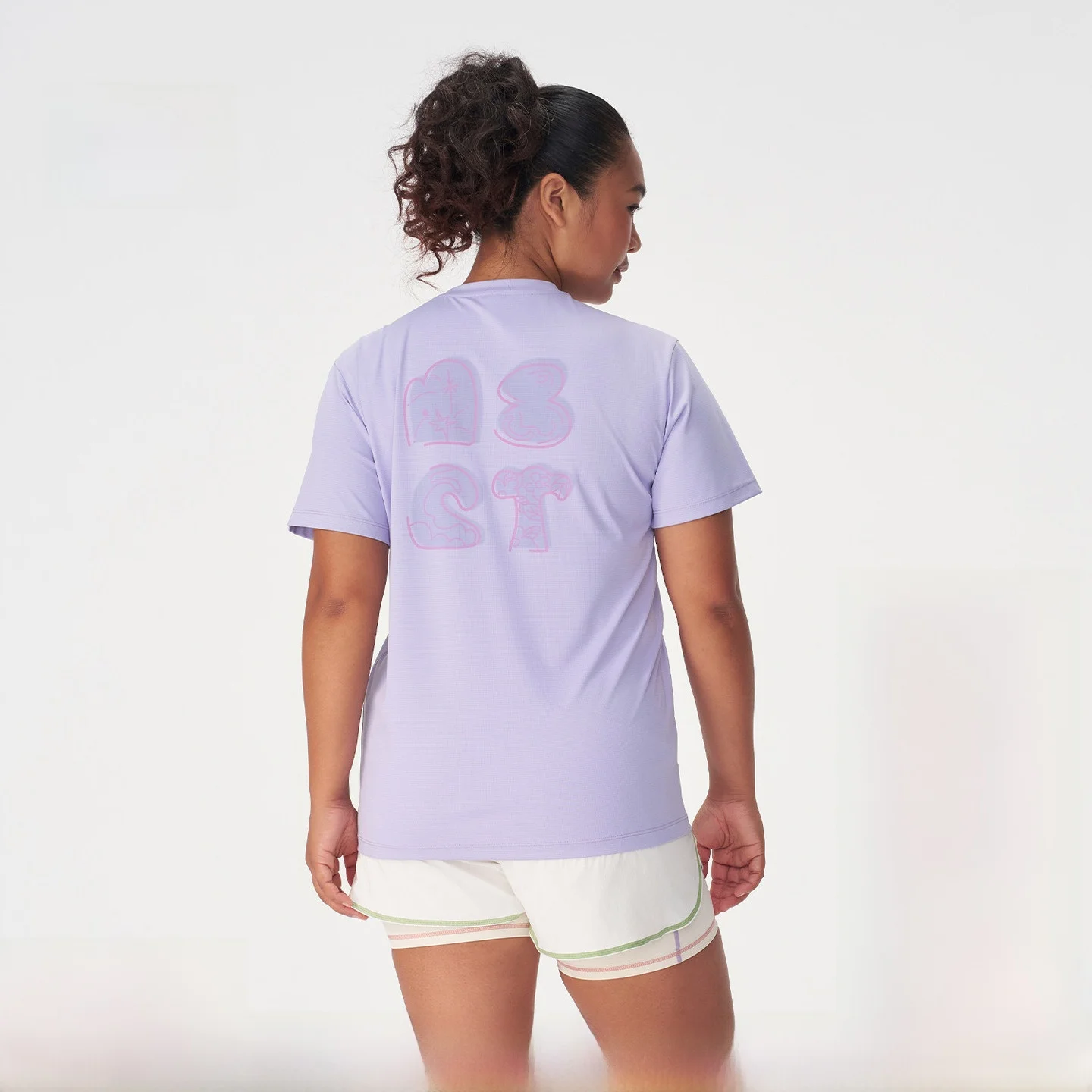 アウトドアの夏を快適に過ごすには、どんなTシャツがおすすめ？