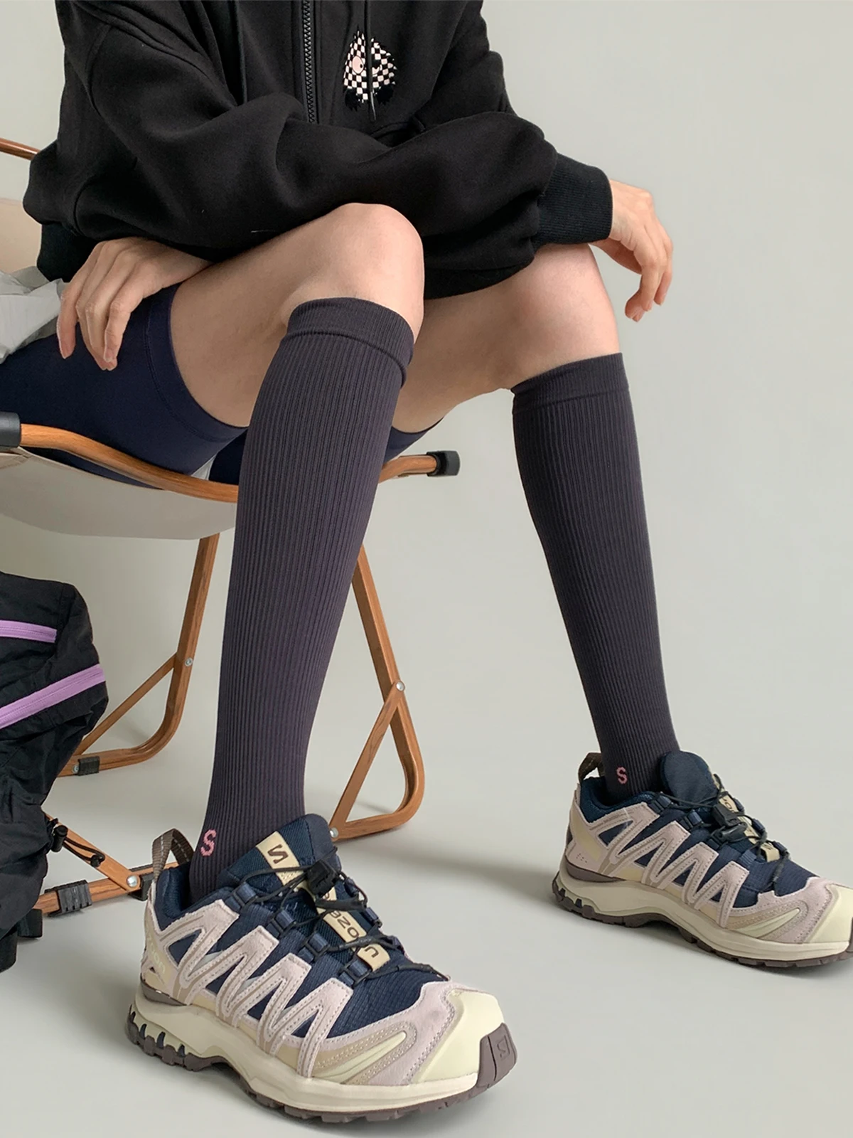 100均着圧ソックスとファッションソックスの違いは？この1本で解決できる