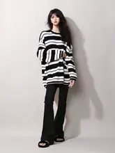 S39 スリムフィットハイウエストデニムパンツ【フレアデザイン・ローライズ・ストレッチ】