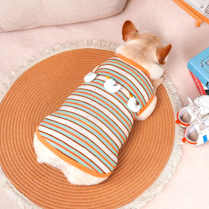 可愛いストライプ模様の犬用タンクトップ【夏用・中小型犬対応・カジュアルデザイン】
