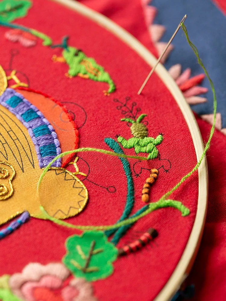 刺繍手作りDIY材料キット：妊婦用布製長命鎖と虎鎮五毒の出産祝いギフトガイド