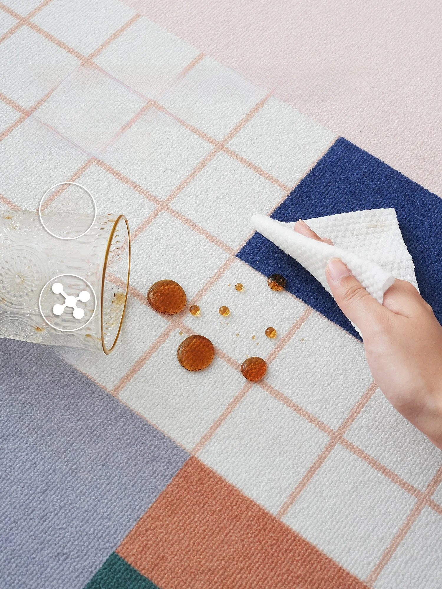 高級感のあるラグを選ぶべきタイミングは？中古風の深茶色ベルベットが空間をどう変えるか