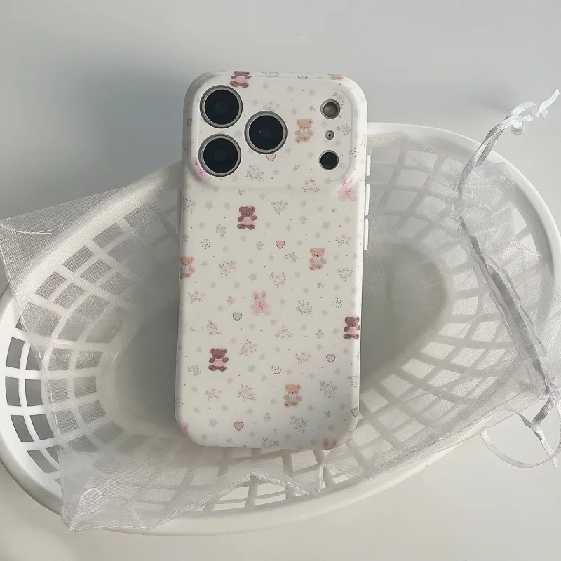 iPhoneケース 手帳型 どう選ぶ？可愛さと実用性のバランスを取るための選び方