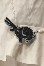 手作りビーズ刺繍ミニバッグ【青花うさぎデザイン・デザイナーズアイテム】