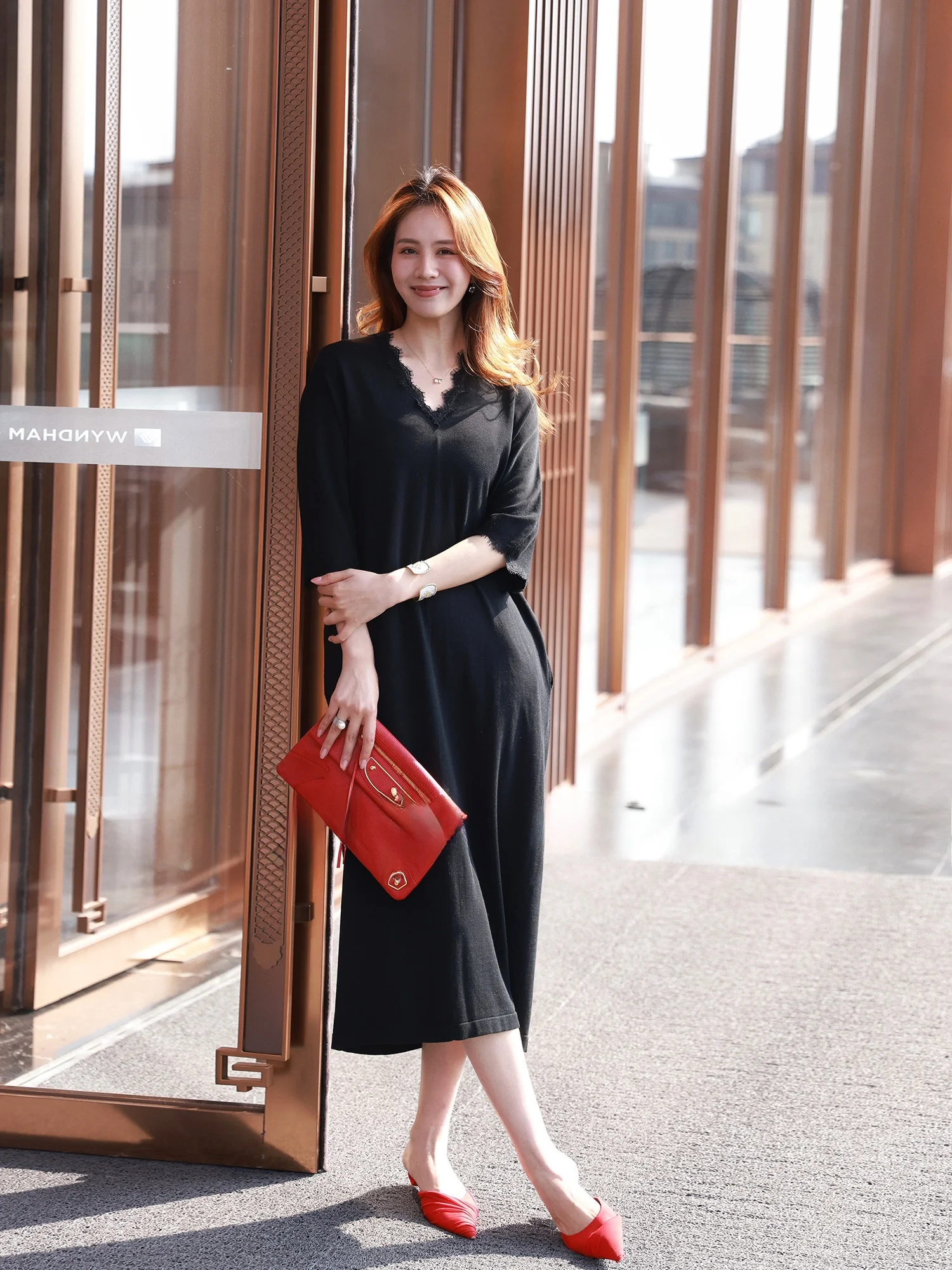 丸襟ワンピースを選ぶときに迷うなら、この1点が解決する？