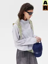 取り外し可能なフラワーパターンの三角フード付き軽量アウトドアウェア【UPF50+・女性用・カジュアル】