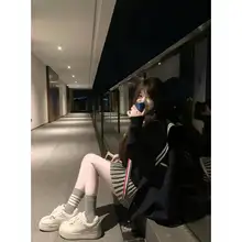 トレンドのバイカラー ニットセーター【秋用・英倫風】