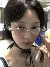レトロ風オーバル型メガネ【ビジュー付き・ブルーライトカット・女性用】