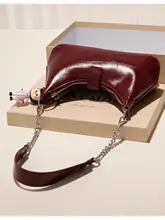 高級感あふれるシンプルなデザイン！ファッショナブルな脇下バッグ【通勤用・肩掛け・斜め掛け】