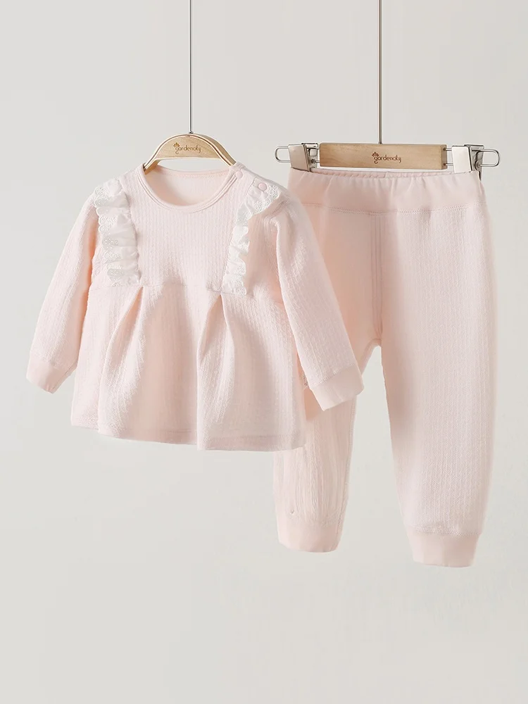 1歳 寝る 時 に おすすめ の よわらかい 服装 は どんなもの？