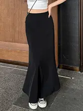春と夏に万能な女性用ブラックフィッシュテールスカート
