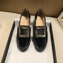 厚底エナメルシューズ【ブラック・方形バックル・イギリス風・ワンストラップ】