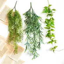 壁掛け装飾用フェイクつる植物【葉付きバスケット・インテリア装飾用】